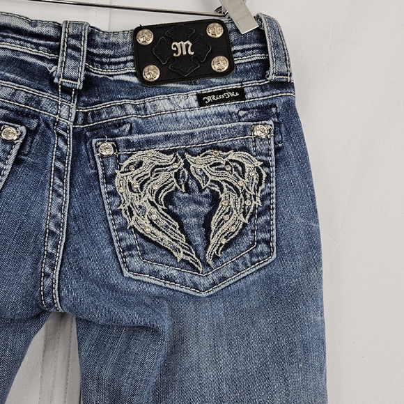 Miss Me angel wing rhinestone bling sewn folded capri jeans JE5436P3 size 26 - Picture 6 of 13